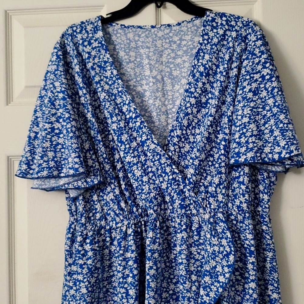 Floral v-neck slit dress